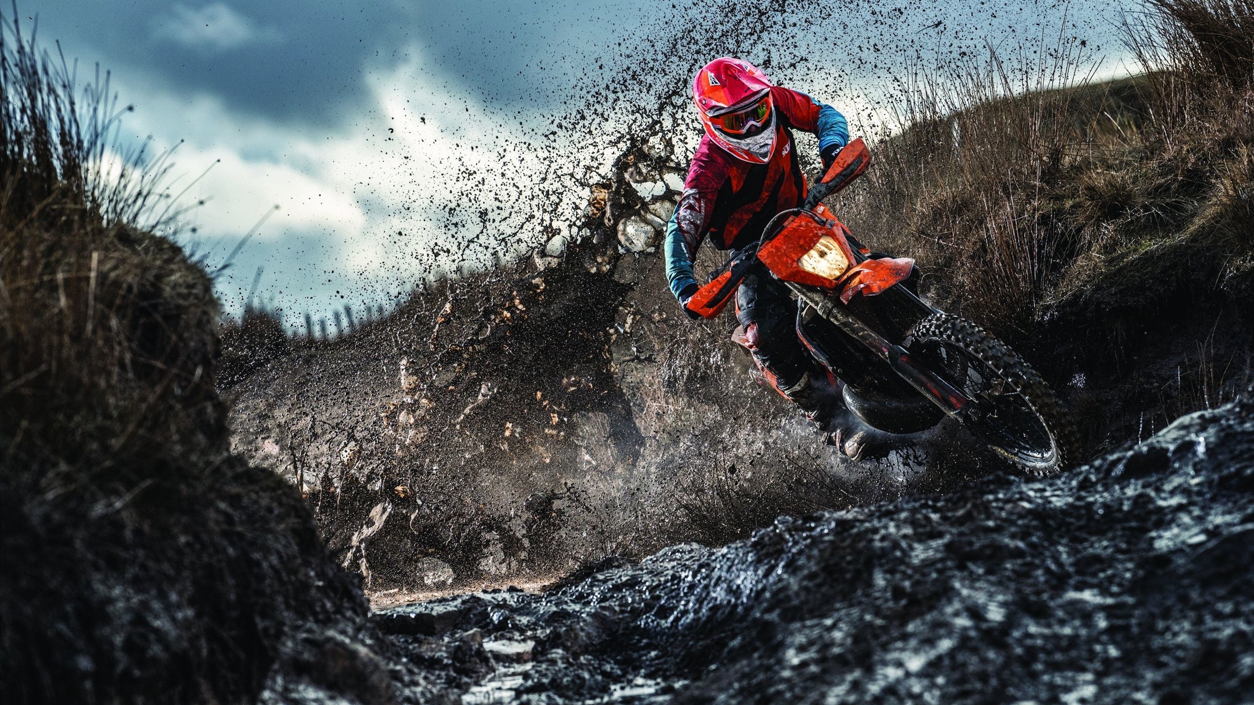 艾哈迈德冲刺阶段发力不减,艾哈迈德是姓氏吗